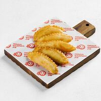 Мини-чебуреки с курицей в Пиццафабрика