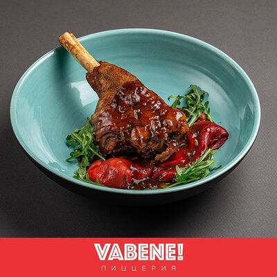 New Баранья голяшка с перцем рамиро в Траттория Vabene! по цене 1650 ₽