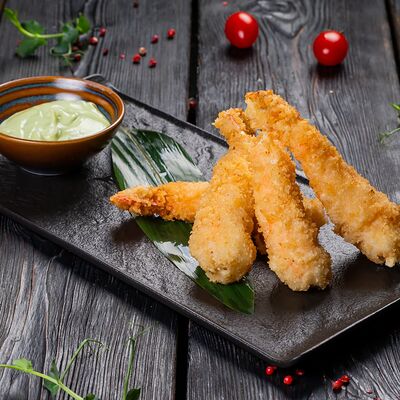 Креветки темпура с соусом васаби в La Strada по цене 1030 ₽