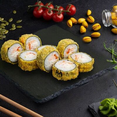 Ролл Темпура сегун в Веселый Самурай Sushi Premium по цене 964 ₽