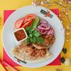Шашлык из курицы в Chillis Bar по цене 550