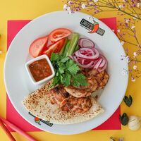 Шашлык из курицы в Chillis Bar