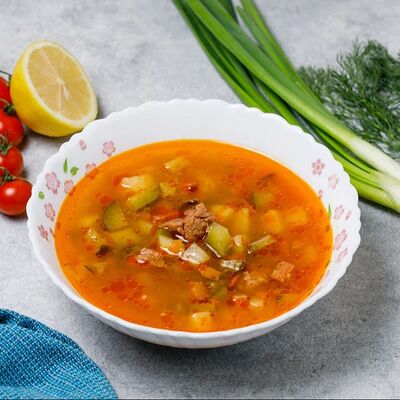 Солянка в Кафе Микс по цене 430 ₽