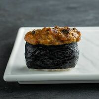 Суши запеченные спайси мидии в Takkami