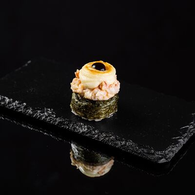 Гриль Гункан с Креветкой в Otaru по цене 159 ₽