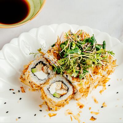 Ролл Бонито с угрем в Яем по цене 678 ₽