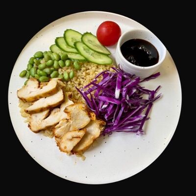 Боул с курицей и соусом терияки в Грин по цене 520 ₽