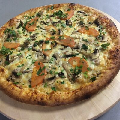Пицца Курица и грибы в Кавказская кухня по домашнему по цене 410