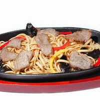 Удон с говядиной в соусе терияки в Гриль Ру