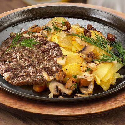 Жареная картошка с грибами и люля из ягненка в Колбасофф по цене 730