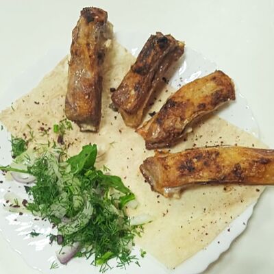 Ребра свиные в Шашлыки по-бакински по цене 350 ₽