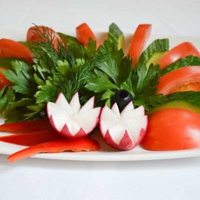 Овощная нарезка в Кабанчик по цене 370 ₽