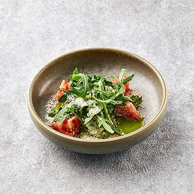 Салат с индейкой и рукколой в На Парах по цене 395