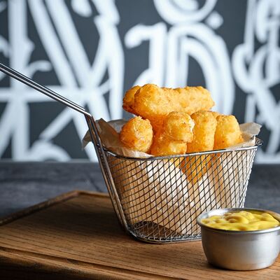 Сырные палочкив Шаверма ХАУС по цене 370 ₽