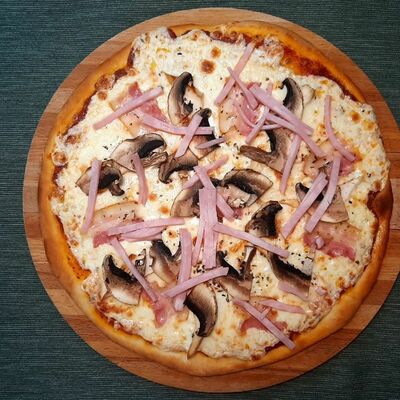 Капричоза в Кафе-бар Лайт по цене 420 ₽