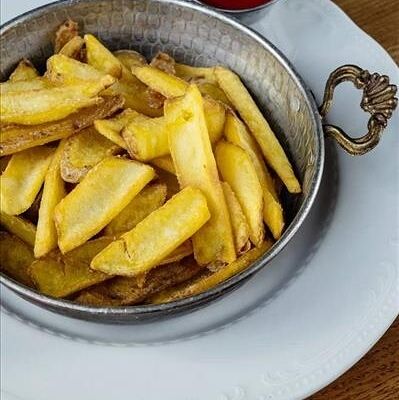 Детский картофель фри с кетчупом в Lucky Duck по цене 380 ₽