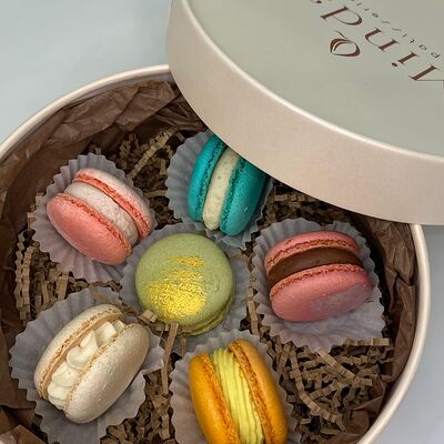 Сет макарон (5 шт.) в Mindal store&cafe по цене 2000 ₽