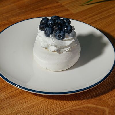 Павлова в Cream Soda по цене 420 ₽