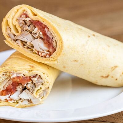 Рап с курицей в Поль Бейкери по цене 375 ₽