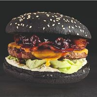 Бургер Вишнёвый Джек в Gellert Bar