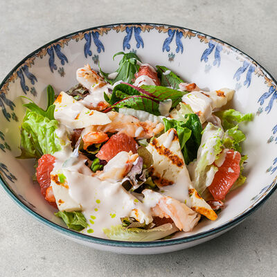 Салат с лангустинами и сыром халуми в Станъ по цене 1100 ₽