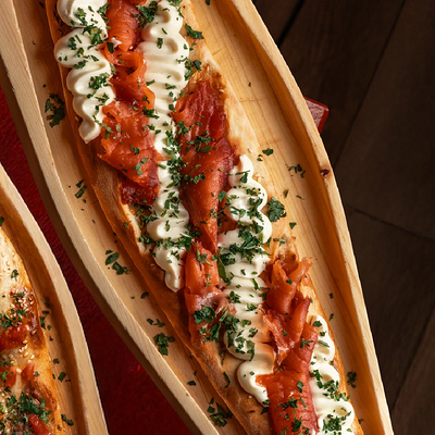 Пидэ с морской форелью в ЮжанеГорожане по цене 1148 ₽