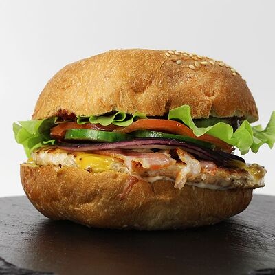 Бургер Чикен Бекон в COFESTO по цене 570 ₽