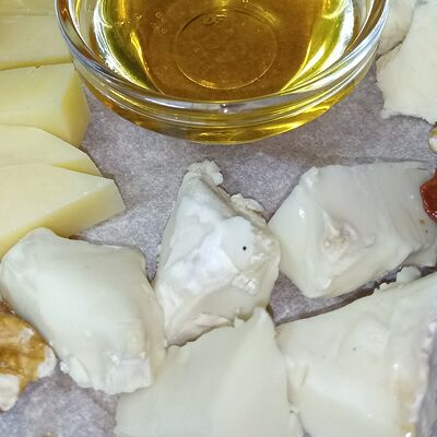 Микс итальянских сыров в ISOLA по цене 1250 ₽