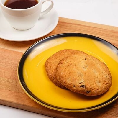 Печенье с изюмом в Много хлеба по цене 52 ₽