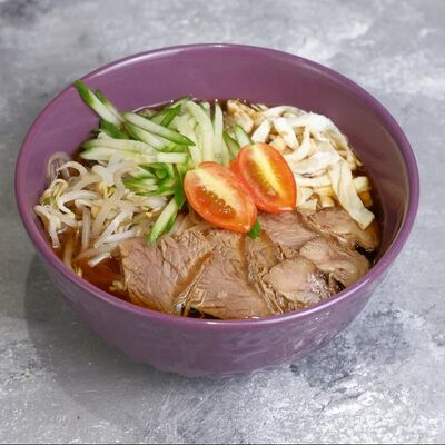 Суп-лапша с говядиной в Китайские слухи по цене 629 ₽