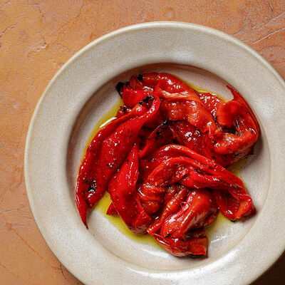 Перец рамиро, наршараб в Maya по цене 700 ₽