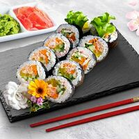 Ким-паб со снежным крабом в Sushi White Lux