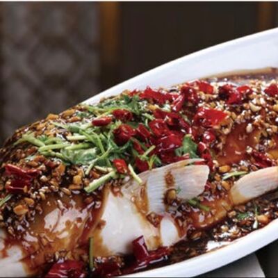 Рыба со вкусом чеснока в ГУаНЬ ЯНЬ по цене 2670 ₽
