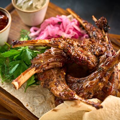 Каре ягненка Премиум в Баран да ярочка по цене 1495 ₽