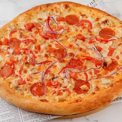 Пицца Пикантная 25 см в One Click Pizza по цене 499 ₽