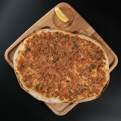 Ламаджо со свининой и говядиной в Ламаджо по цене 190 ₽