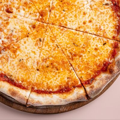 Пицца Маргарита в Avgust13 по цене 955 ₽