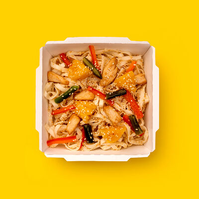 Вок Сливочный карри в Wok&Go по цене 399 ₽