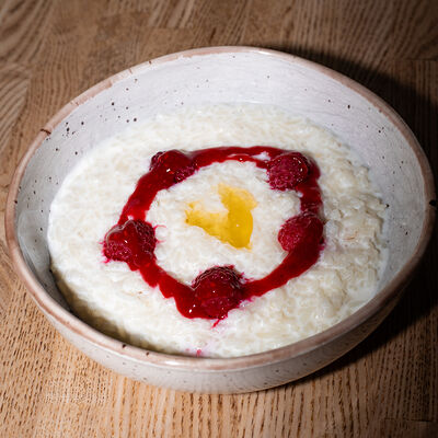 Каша рисовая с малиной 250гр в Polla Vina по цене 315 ₽