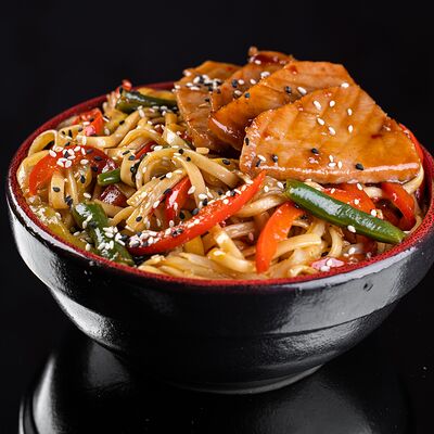 Лапша Удон с Тунцом в Otaru по цене 649 ₽