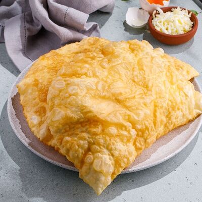 Чебурек с бараниной в Мангал&Грузия по цене 590 ₽