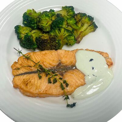 Стейк из лосося в Мегаполис по цене 1250 ₽