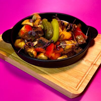 Жаркое с говядиной в ROOF по цене 750 ₽