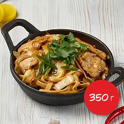 Удон с курицей и соусом кимчи в Я люблю суши по цене 669 ₽