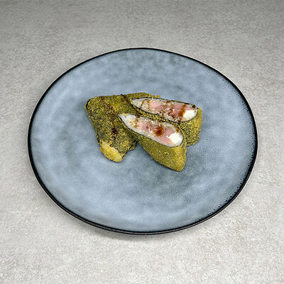 Онигири Тунец в Risoy по цене 600 ₽