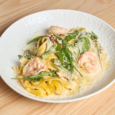 Паста с креветками и спаржей в Кофе Культ по цене 550 ₽