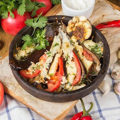 Баклажан с сулугуни в Мушмула по цене 369