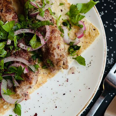 Люля-кебаб из баранины с копченым сулугуни в Тбилисио по цене 1020 ₽