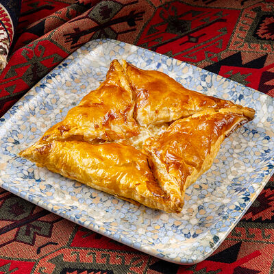 Пирог Пеновани в Хмели & Сунели по цене 650 ₽