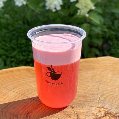 Кокосовая вода Клубника в COFFEEKATE по цене 500 ₽